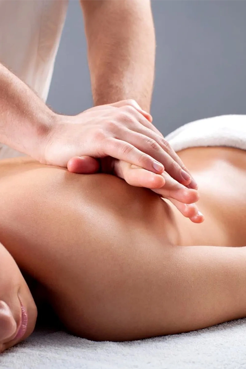 Массаж спины. Медицинский массаж. Массаж фото. Спортивный массаж. Massage org